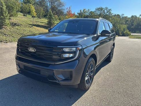 New 2025 Ford Expedition Platinum w/ Stealth Performance Package image 8