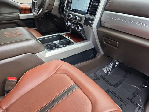 Used 2022 Ford F450 King Ranch w/ King Ranch Ultimate Package AWD/4WD image 29