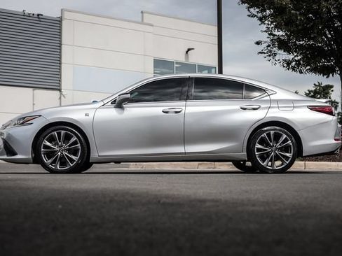 Used 2019 Lexus ES 350 F Sport w/ Accessory Package 2 FWD image 17