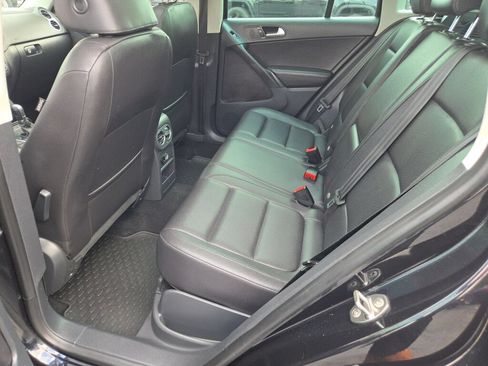 Used 2012 Volkswagen Tiguan S FWD image 20