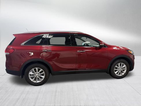 Used 2016 Kia Sorento FWD image 8