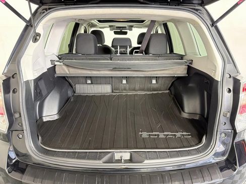 Used 2017 Subaru Forester 2.5i Premium AWD/4WD image 42