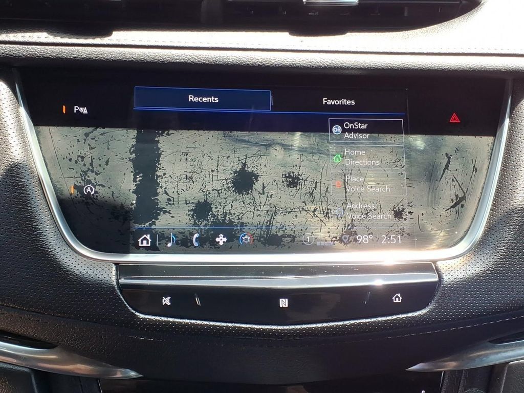 Used 2021 Cadillac XT5 Premium Luxury w/ LPO, Floor Liner Package FWD image 18