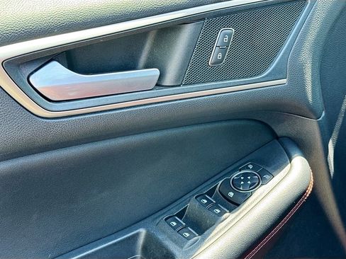 Used 2022 Ford Edge ST-Line image 18