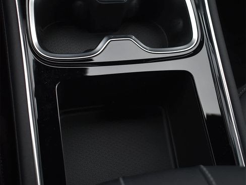 New 2026 Chevrolet Traverse LT w/ Sun and Wheel Package image 23