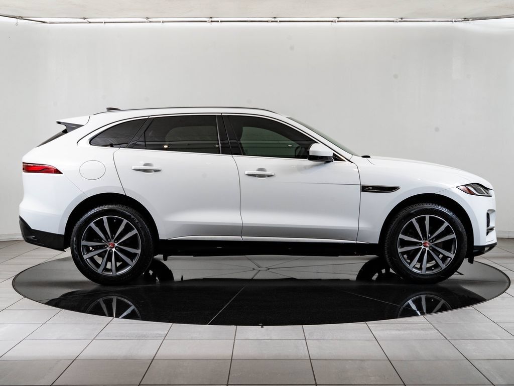 Used 2023 Jaguar F-PACE S AWD/4WD image 11