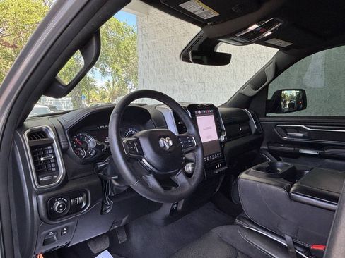 Used 2025 RAM 1500 Laramie AWD/4WD image 13