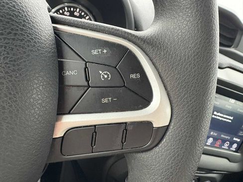 Used 2020 Jeep Renegade Sport image 29