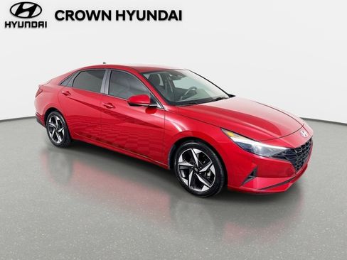 Certified 2023 Hyundai Elantra SEL w/ Convenience Package FWD image 3