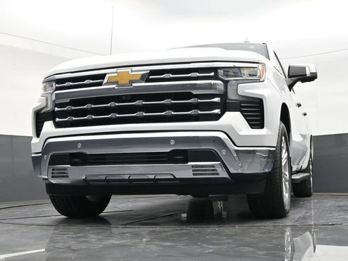 Used 2022 Chevrolet Silverado 1500 LTZ RWD image 31
