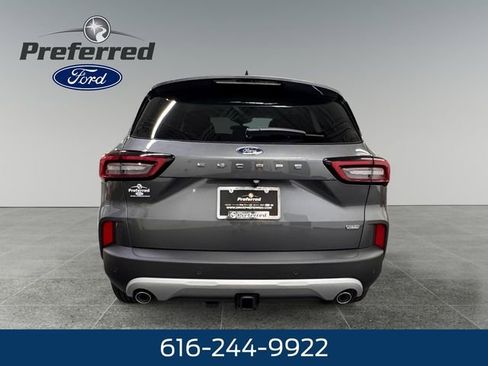 New 2026 Ford Escape SE w/ Class II Trailer Tow Package FWD image 22