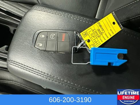 Used 2025 Jeep Compass Limited AWD/4WD image 23