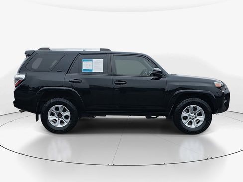 Used 2021 Toyota 4Runner SR5 image 3