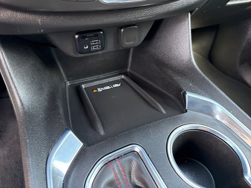 Used 2023 Chevrolet Traverse RS AWD/4WD image 20