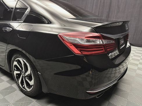 Used 2016 Honda Accord EX-L V6 Sedan image 12