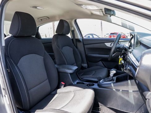 Used 2023 Kia Forte LXS FWD image 18