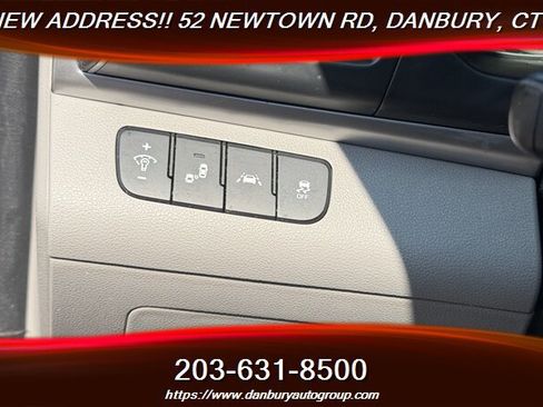 Used 2020 Hyundai Elantra Value Edition w/ Winter Weather Package FWD image 14