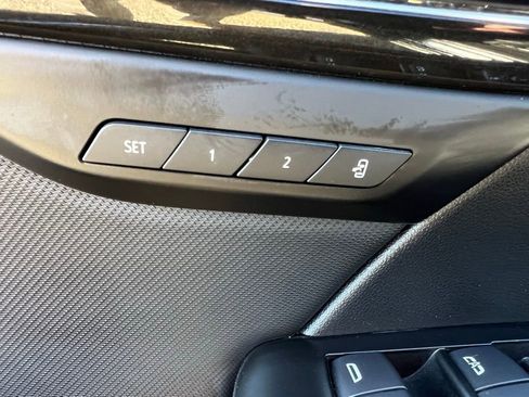 Used 2025 Buick Envision Preferred image 25