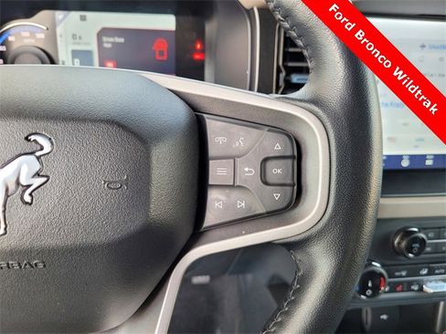 Used 2022 Ford Bronco Wildtrak image 23