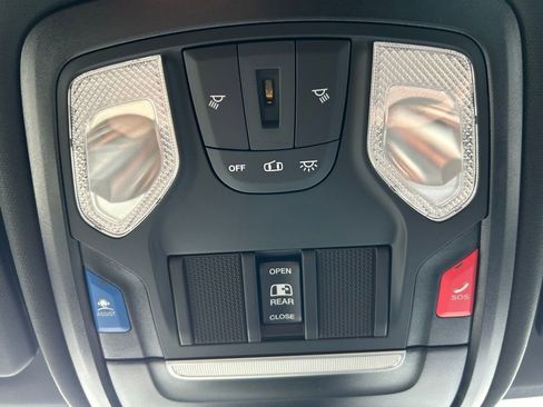 New 2026 RAM 2500 Tradesman AWD/4WD image 31