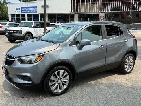 Used 2020 Buick Encore Preferred FWD image 4