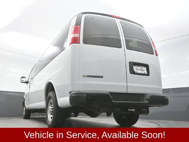 Used 2024 Chevrolet Express 3500 LS RWD image 34