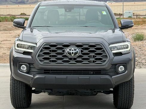 Used 2023 Toyota Tacoma TRD Off-Road w/ TRD Premium Off Road Package image 5