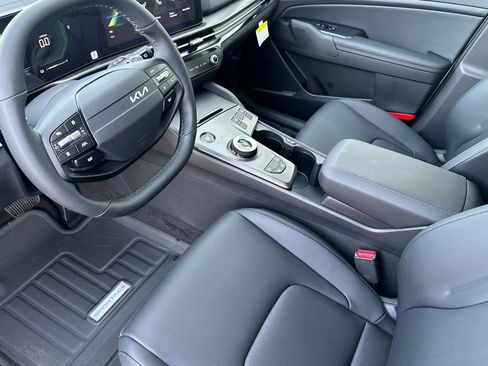 New 2026 Kia Sportage EX AWD/4WD image 11