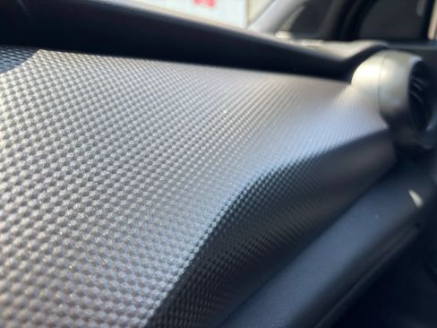 Used 2020 Nissan Kicks S FWD image 39