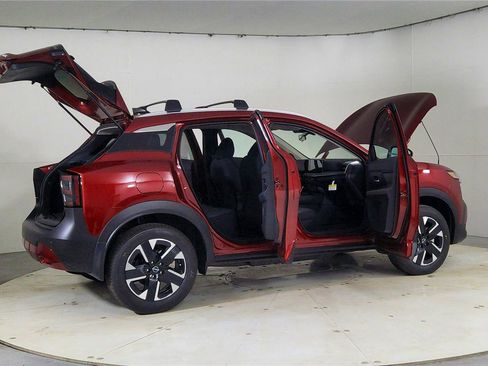 New 2026 Nissan Kicks SV w/ Cold Weather Package image 12