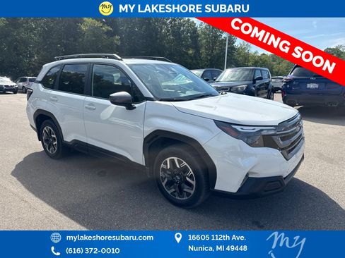 Used 2025 Subaru Forester Premium w/ Convenience Package #1 AWD/4WD image 1
