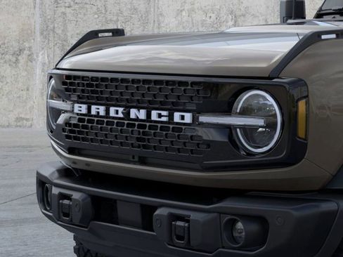 New 2025 Ford Bronco Badlands w/ Sasquatch Package image 19