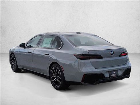 New 2026 BMW 740i RWD image 8