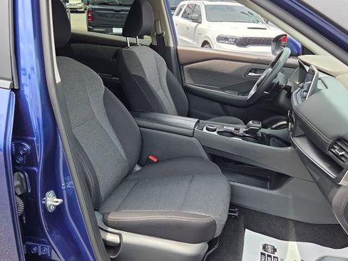 Used 2023 Nissan Rogue SV AWD/4WD image 15