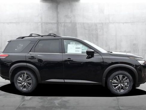 New 2026 Nissan Pathfinder SV image 5