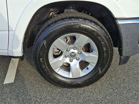 Certified 2025 RAM 1500 Big Horn image 27