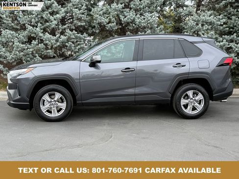 Used 2025 Toyota RAV4 XLE AWD/4WD image 4