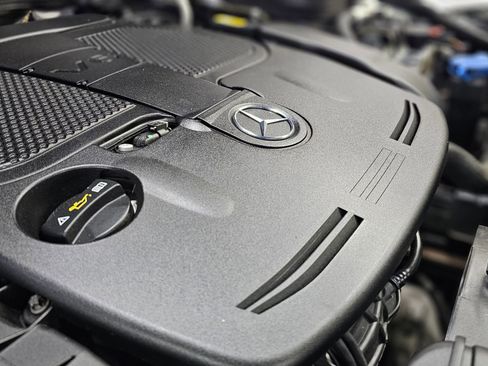 Used 2014 Mercedes-Benz E 350 E 350 Sedan 4D image 5