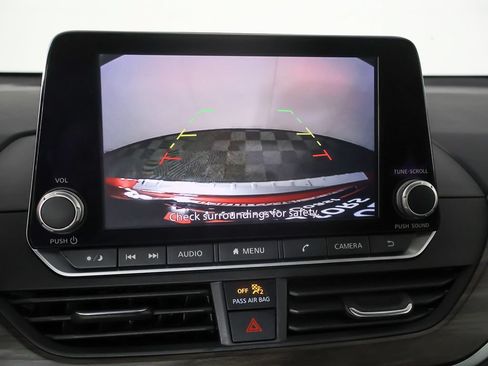 Used 2023 Nissan Altima 2.5 SV FWD image 38