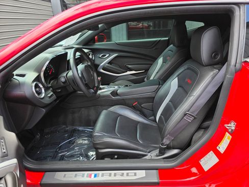 Used 2016 Chevrolet Camaro SS RWD image 55