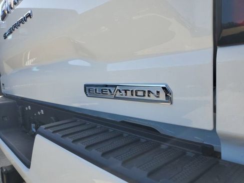 New 2026 GMC Sierra 1500 Elevation image 8