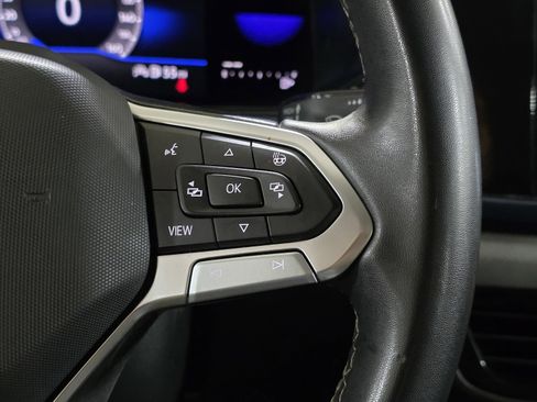 Used 2023 Volkswagen Taos SE image 30