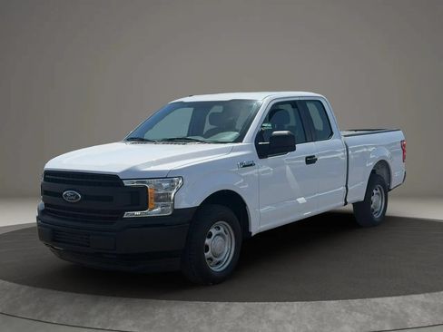 Used 2018 Ford F150 XL w/ Equipment Group 101A Mid RWD image 1