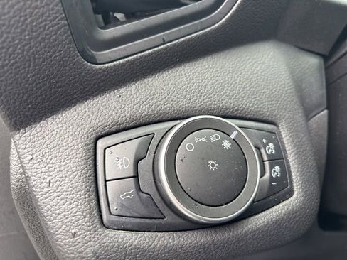 Used 2019 Ford Escape SEL image 23