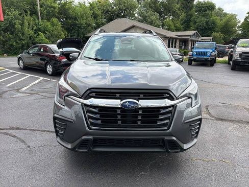 Used 2023 Subaru Ascent Limited AWD/4WD image 2