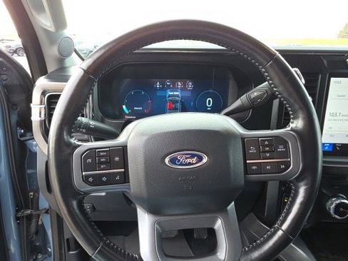 Used 2023 Ford F350 Lariat w/ Tow Technology Package image 28