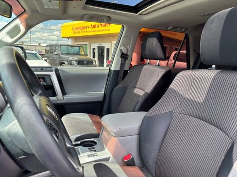 Used 2012 Toyota 4Runner Limited image 9