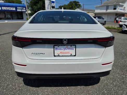 Used 2025 Honda Accord LX image 4