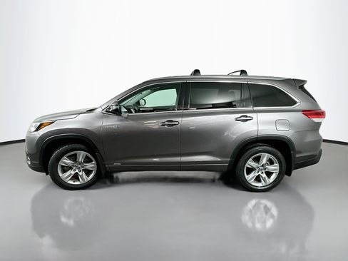 Used 2017 Toyota Highlander Limited AWD/4WD image 4