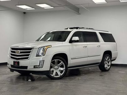 Used 2016 Cadillac Escalade ESV Luxury